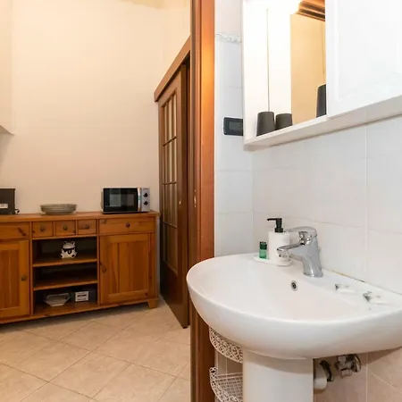 Guesthost - Mm Spezia Mini Turin