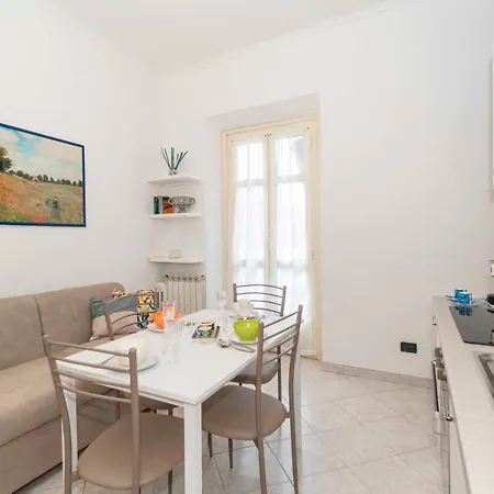 Guesthost - Mm Spezia Mini Apartment Turin