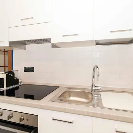 Guesthost - Mm Spezia Mini Appartamento *
